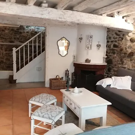 Bel Ostal 4 A 6 Personnes Nyaraló Izaourt