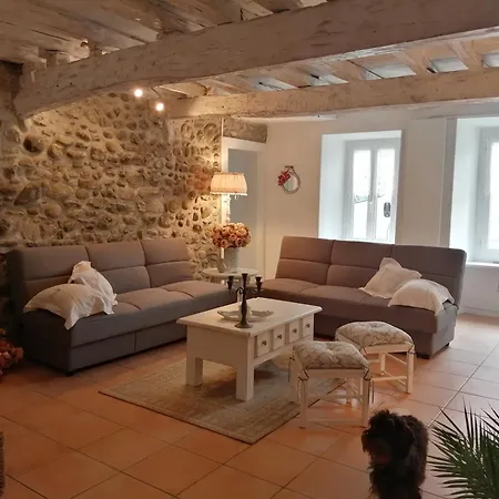 Casa de Férias Bel Ostal 4 à 6 Personnes Izaourt